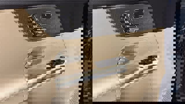 Used 2022 Mercedes-Benz GLA 250 4MATIC image 15