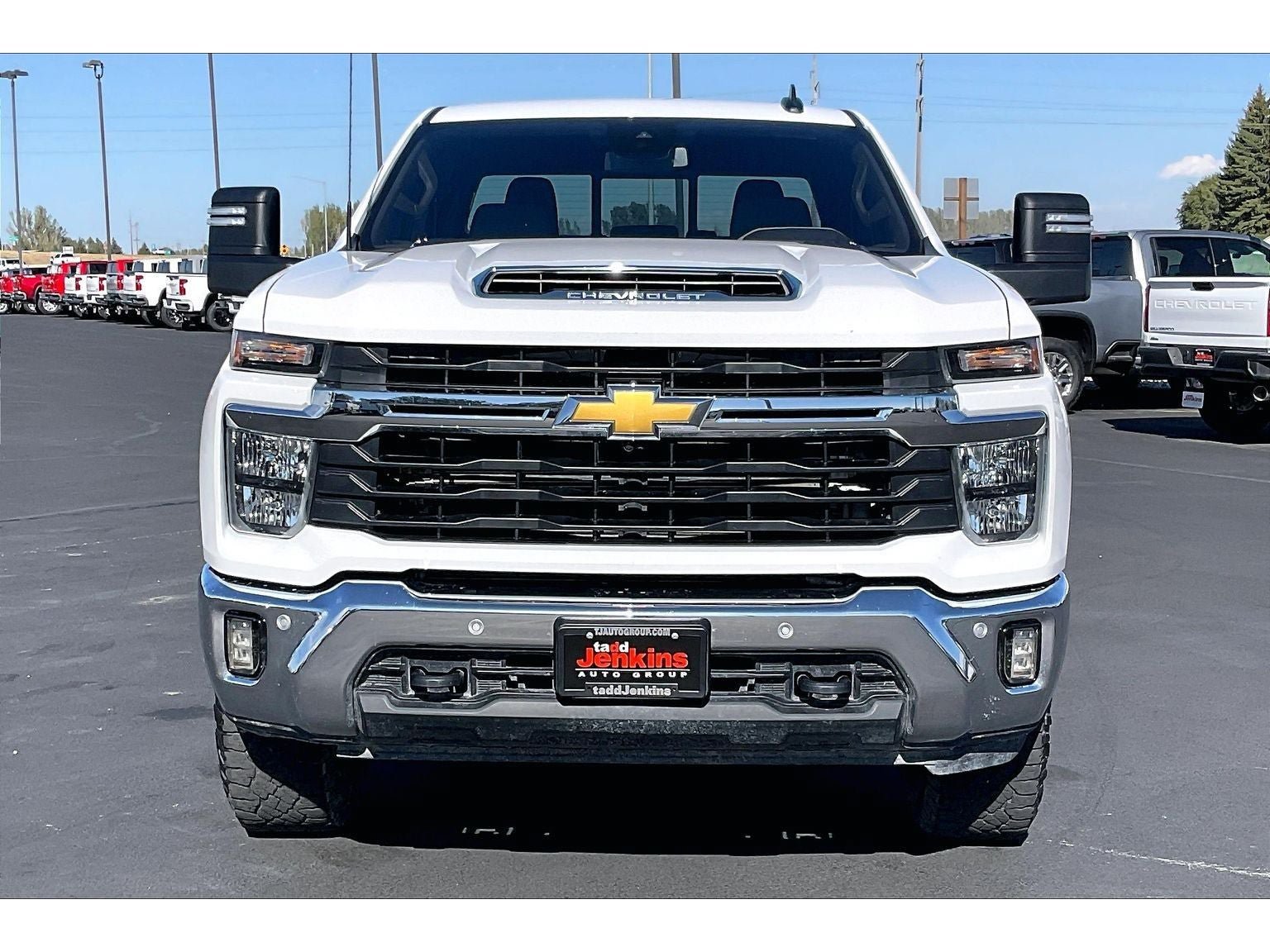 Used 2025 Chevrolet Silverado 3500 LT w/ Safety Package AWD/4WD image 3