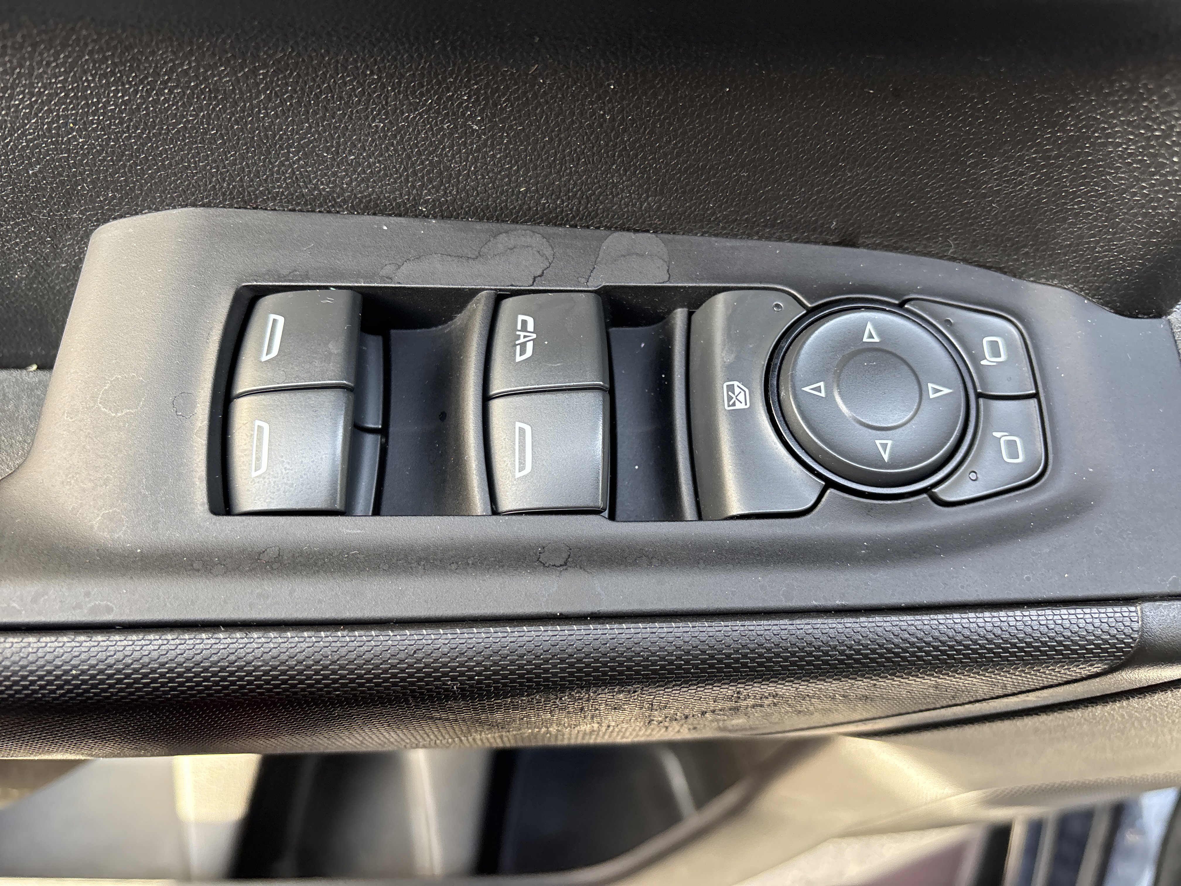 Used 2022 Chevrolet Silverado 1500 Custom image 16