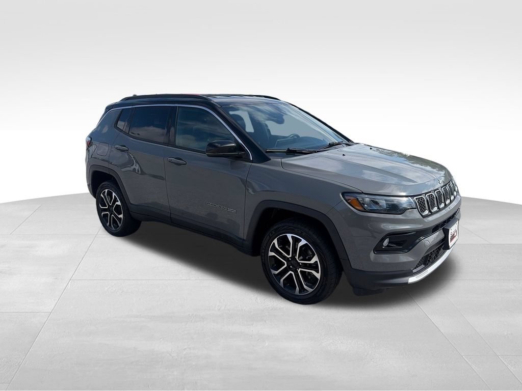 Used 2024 Jeep Compass Limited AWD/4WD image 8