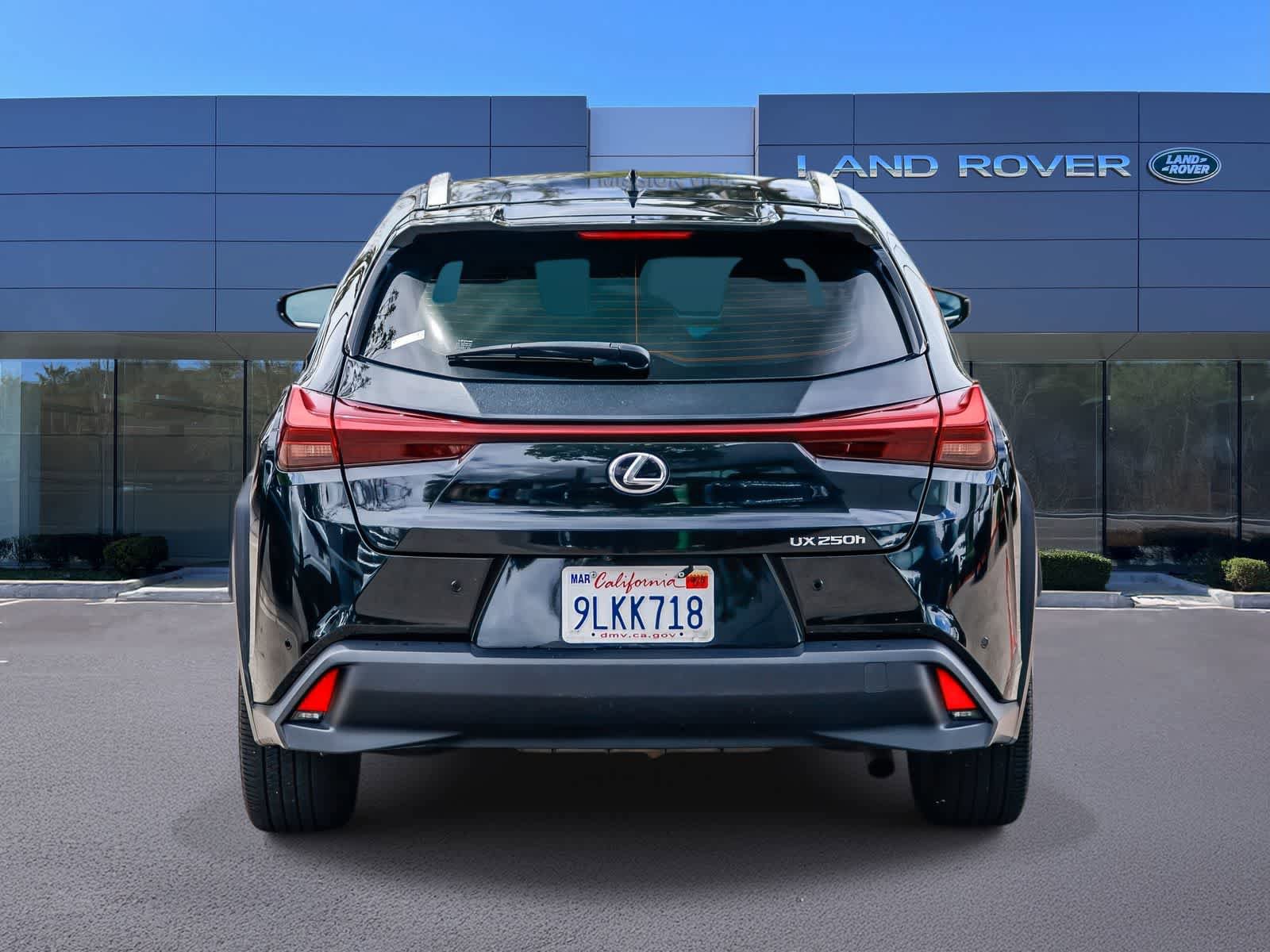 Used 2024 Lexus UX 250h FWD image 5