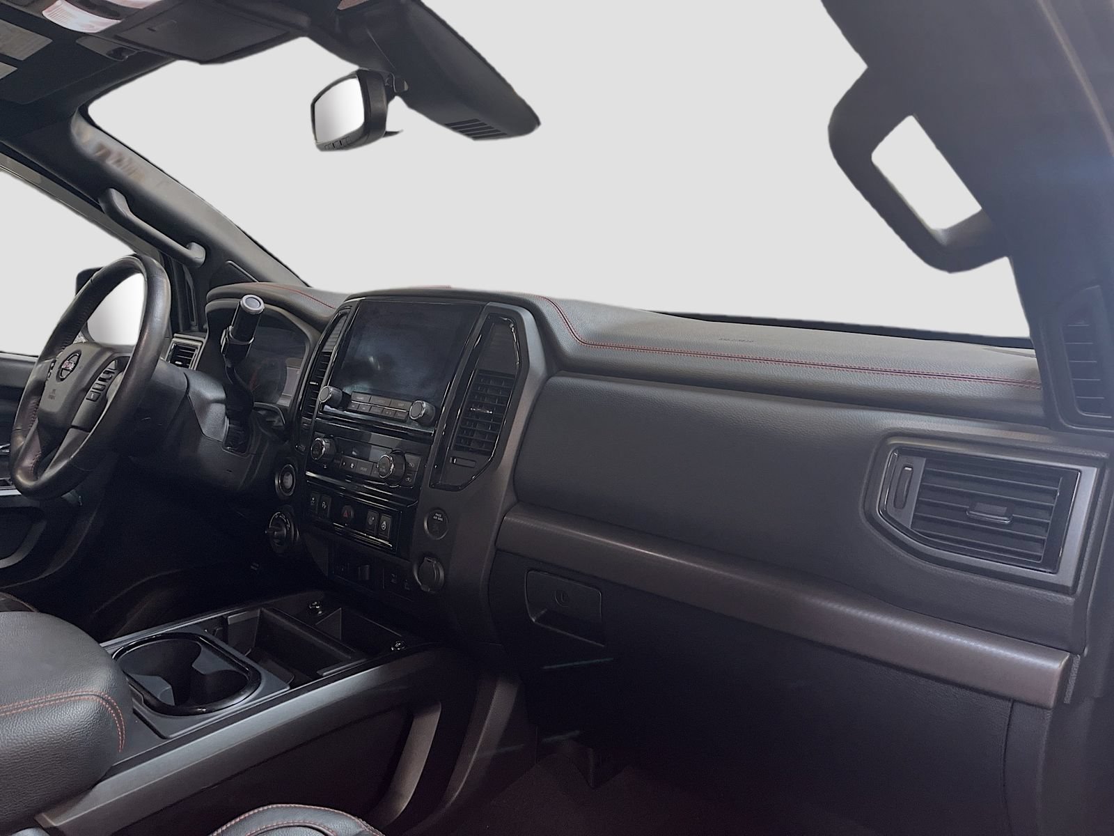 Used 2022 Nissan Titan PRO-4X w/ Pro-4x Convenience Package AWD/4WD image 31