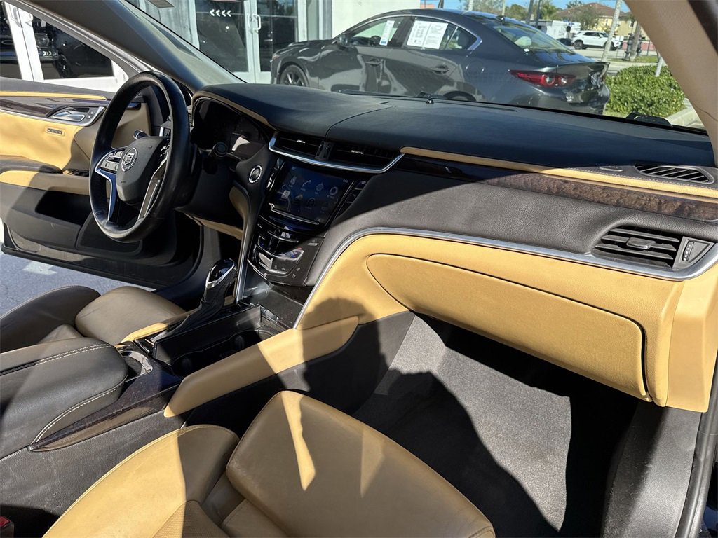 Used 2013 Cadillac XTS Luxury w/ Driver Awareness Package image 33