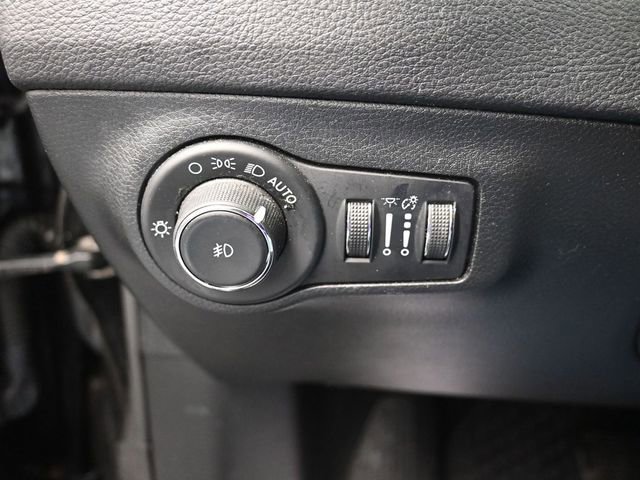 Used 2021 Jeep Compass Latitude image 26