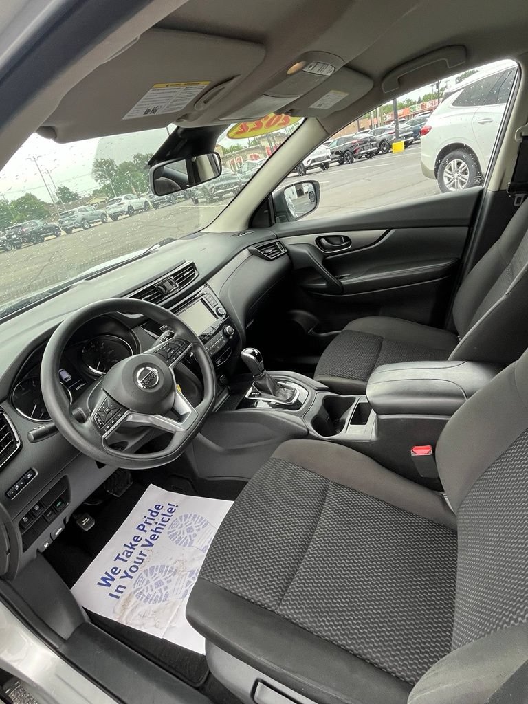 Used 2022 Nissan Rogue Sport S FWD image 34