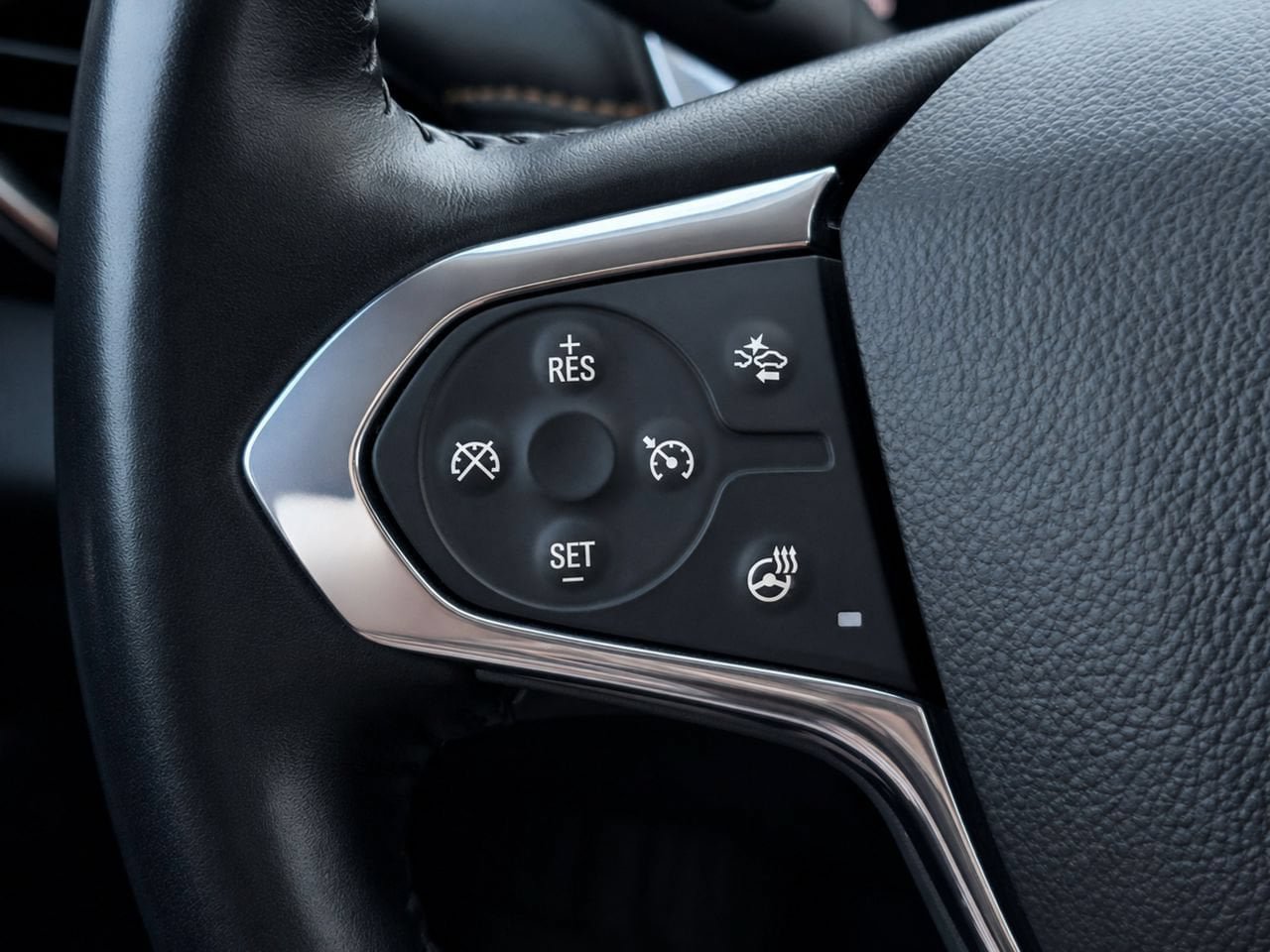 Used 2019 Chevrolet Traverse Premier w/ Redline Edition FWD image 22