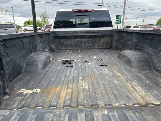 Used 2023 GMC Sierra 3500 SLT w/ SLT Preferred Package image 17