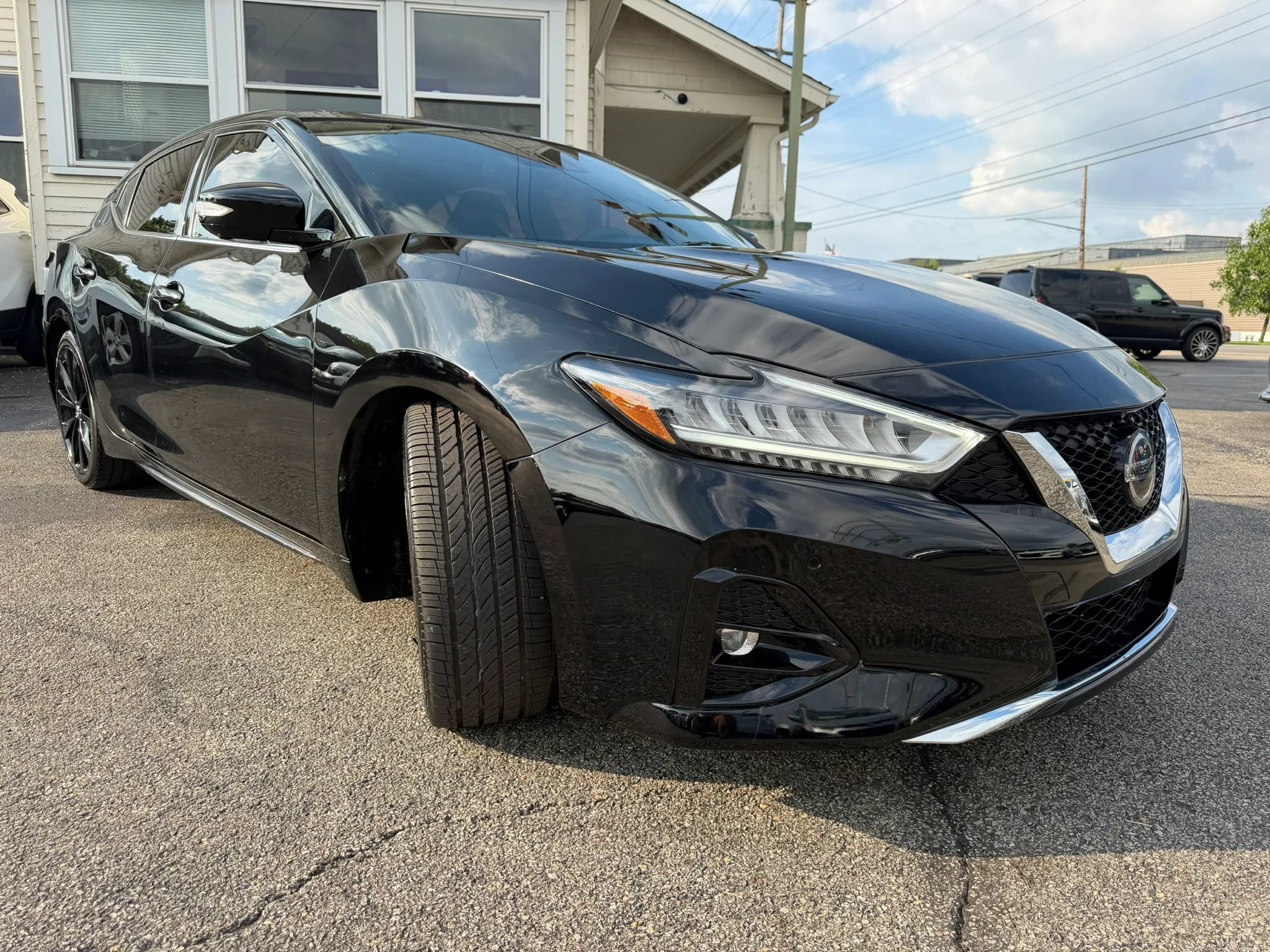 Used 2020 Nissan Maxima SR w/ Sport Mat Group FWD image 23