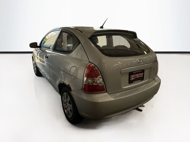 Used 2011 Hyundai Accent GL FWD image 8