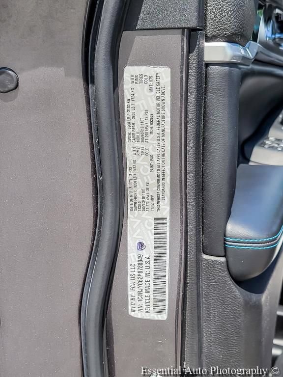 Used 2023 Jeep Grand Cherokee Trailhawk AWD/4WD image 36