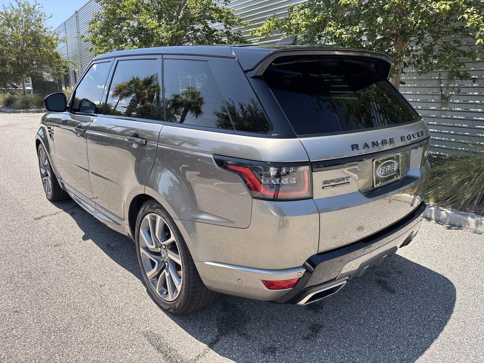 Used 2022 Land Rover Range Rover Sport Autobiography AWD/4WD image 3