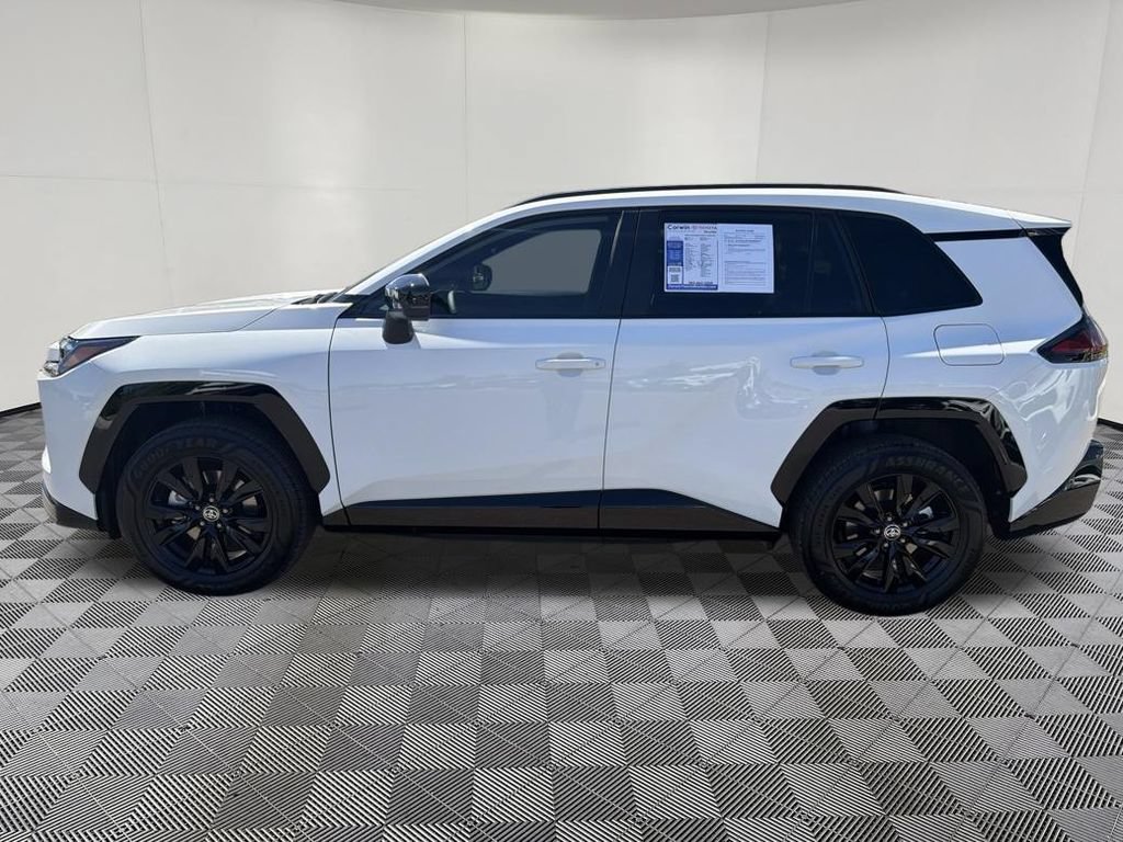 Used 2026 Toyota RAV4 SE w/ Convenience Package AWD/4WD image 4