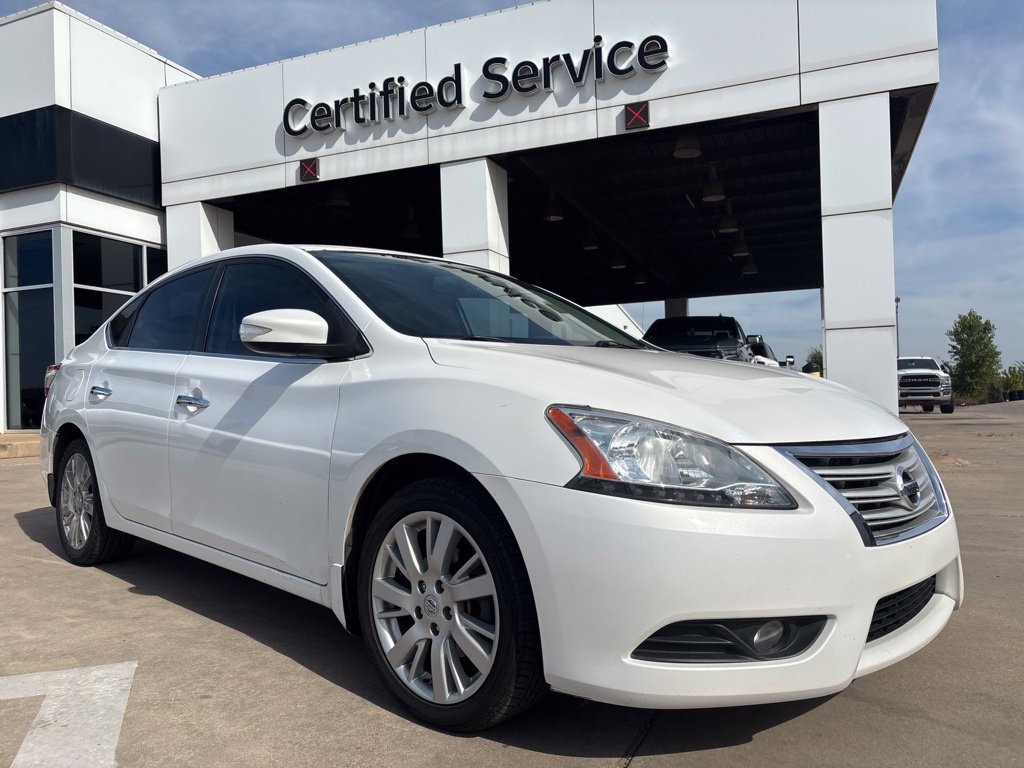 Used 2015 Nissan Sentra SL w/ SL Premium Package FWD image 1