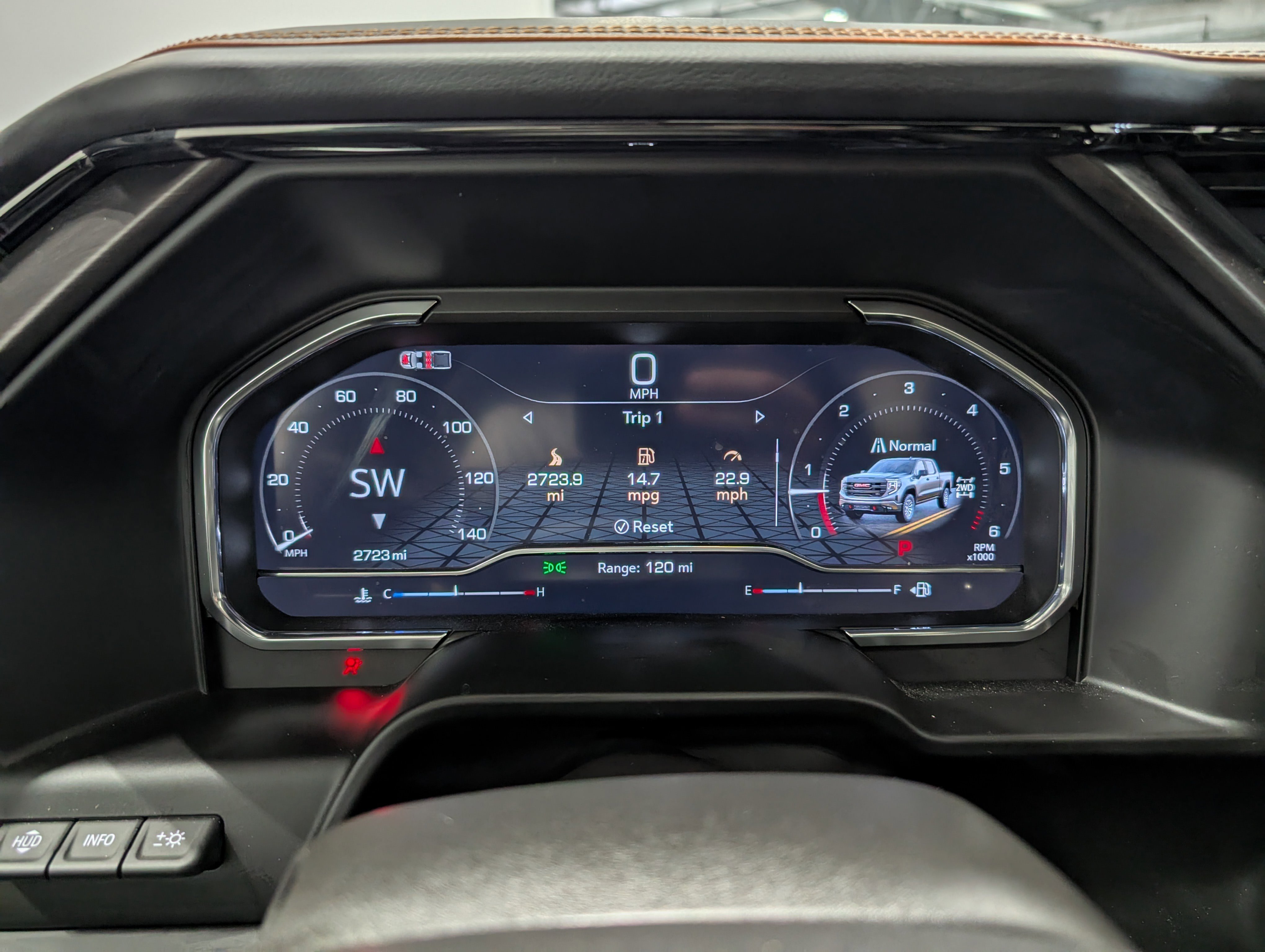 Used 2025 GMC Sierra 1500 AT4 w/ AT4 Premium Package image 20