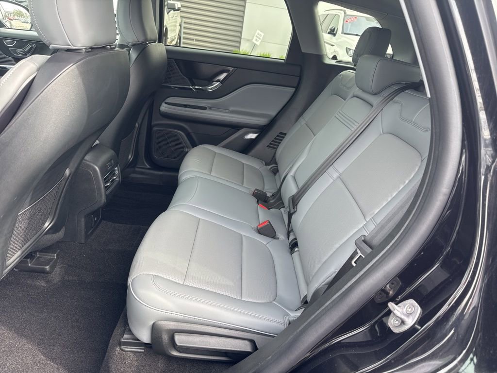 Used 2022 Lincoln Corsair AWD w/ Premium Package image 20