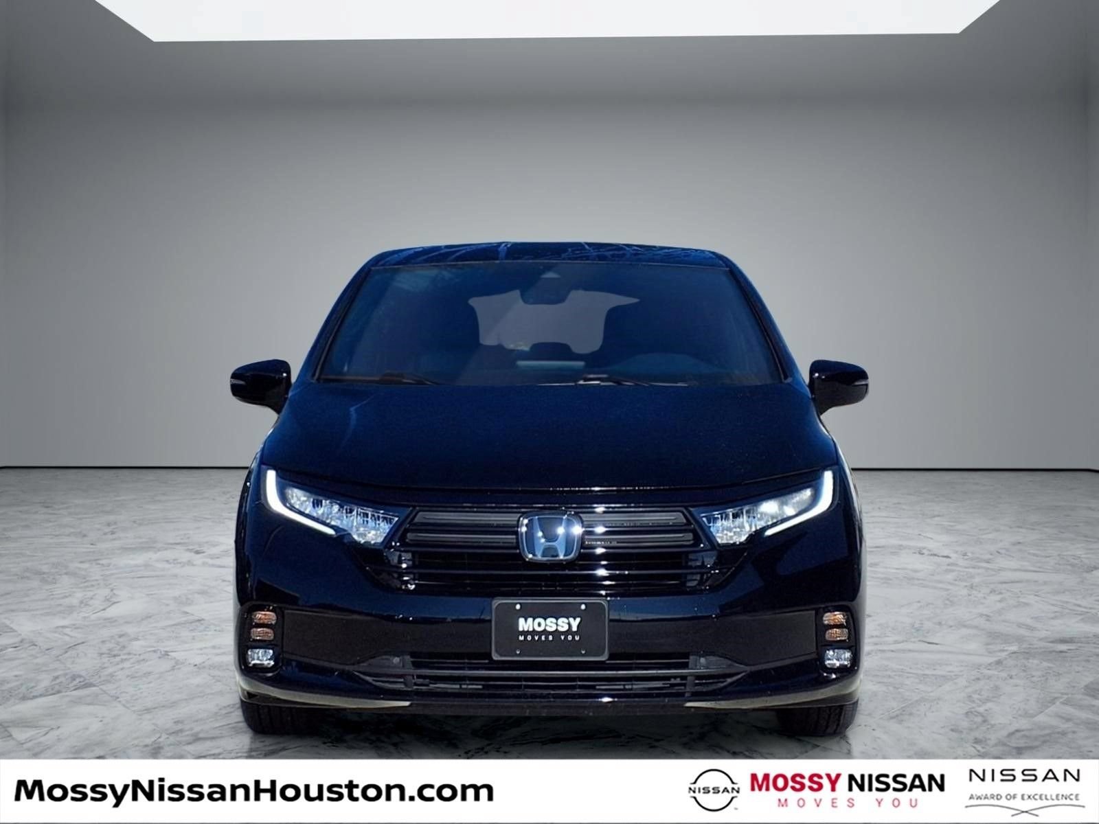 Used 2023 Honda Odyssey Sport image 3