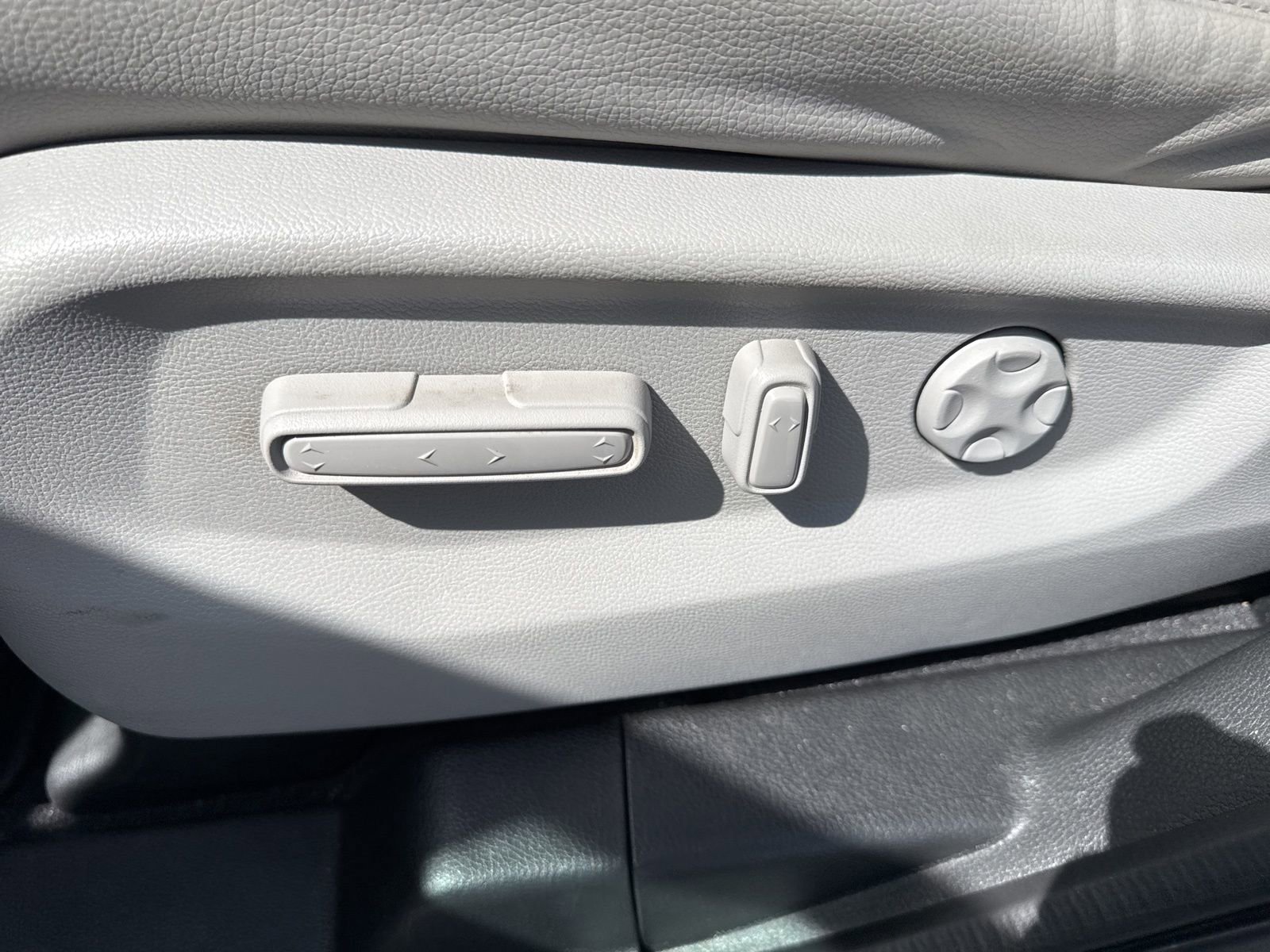 Used 2020 Honda Odyssey Elite image 25