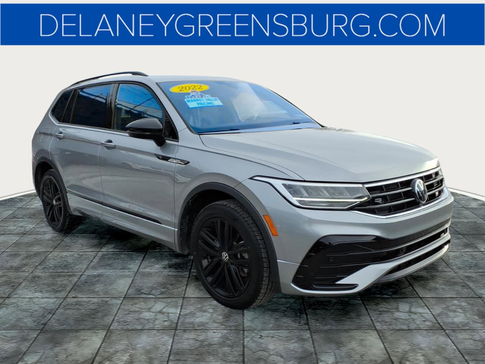 Used 2022 Volkswagen Tiguan SE R-Line