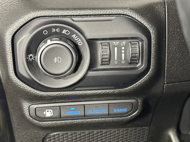 Used 2022 Jeep Wrangler Unlimited Sahara image 19