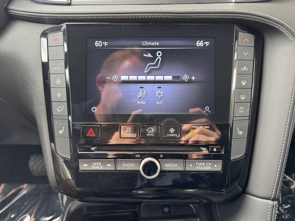 Used 2024 INFINITI QX50 Luxe w/ Cargo Package FWD image 22