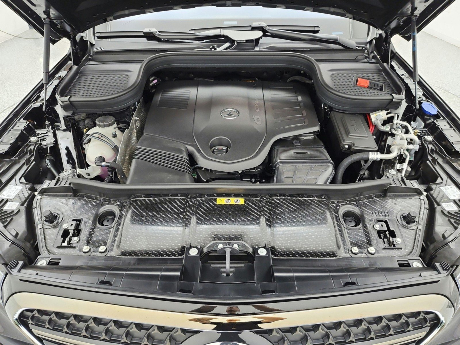 New 2027 Mercedes-Benz GLS 450 4MATIC image 12