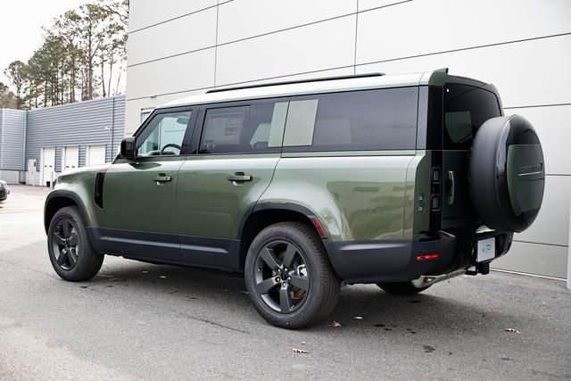 New 2026 Land Rover Defender 130 S image 8
