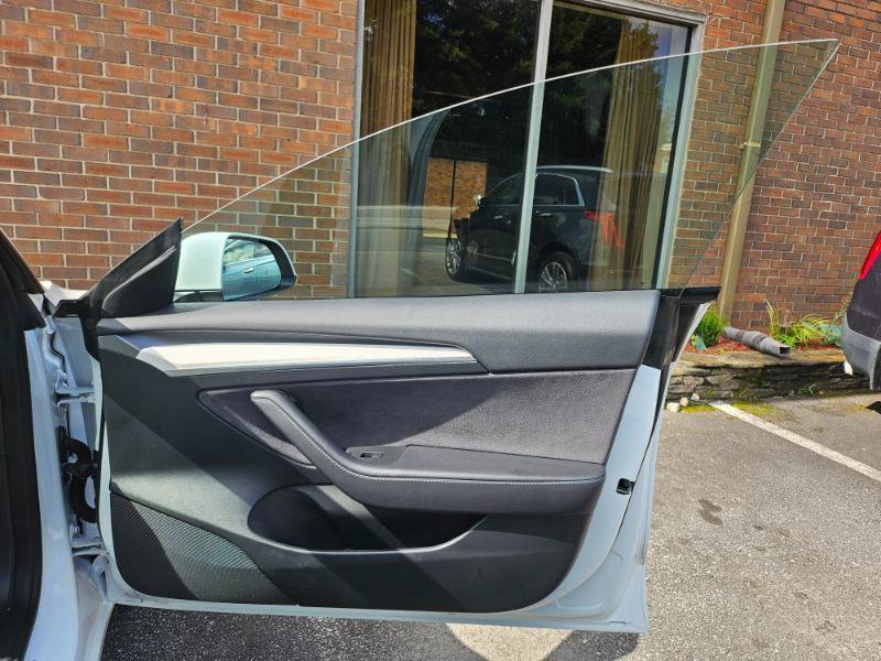 Used 2023 Tesla Model 3 Standard Range RWD image 57