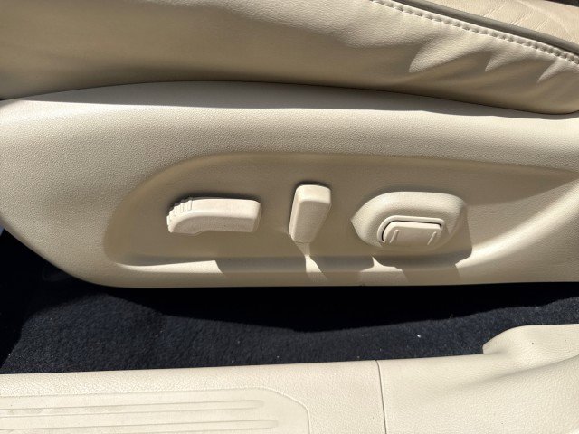 Used 2019 Nissan Murano Platinum w/ Cargo Package image 22