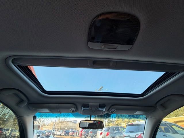 Used 2013 Subaru Legacy 3.6R Limited image 18