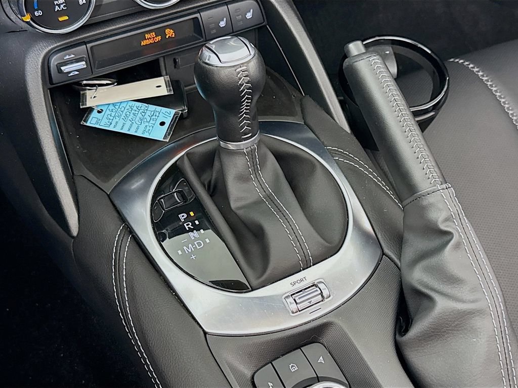 Used 2025 MAZDA MX-5 Miata RF Grand Touring RWD image 17