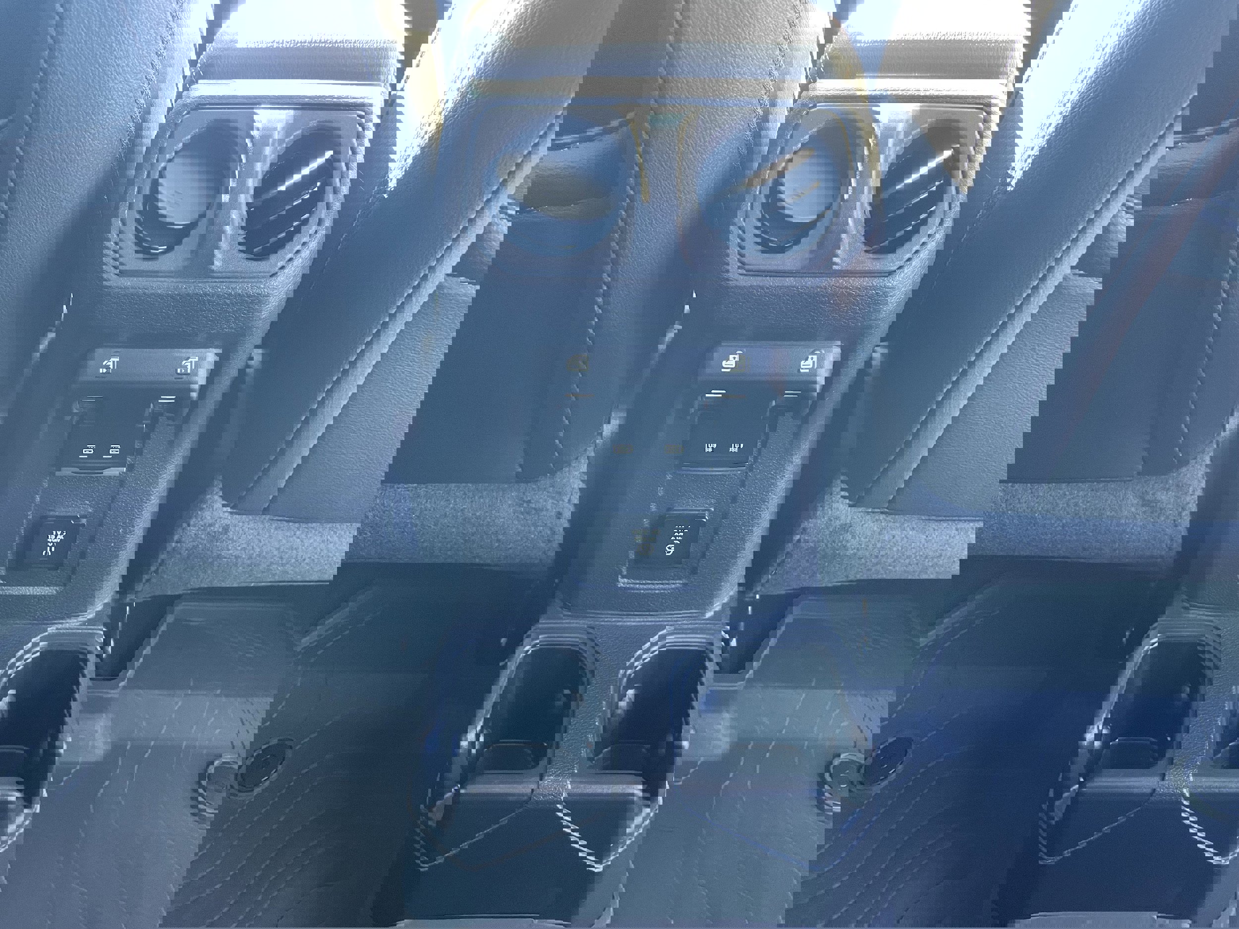 Used 2022 Jeep Gladiator Overland image 33