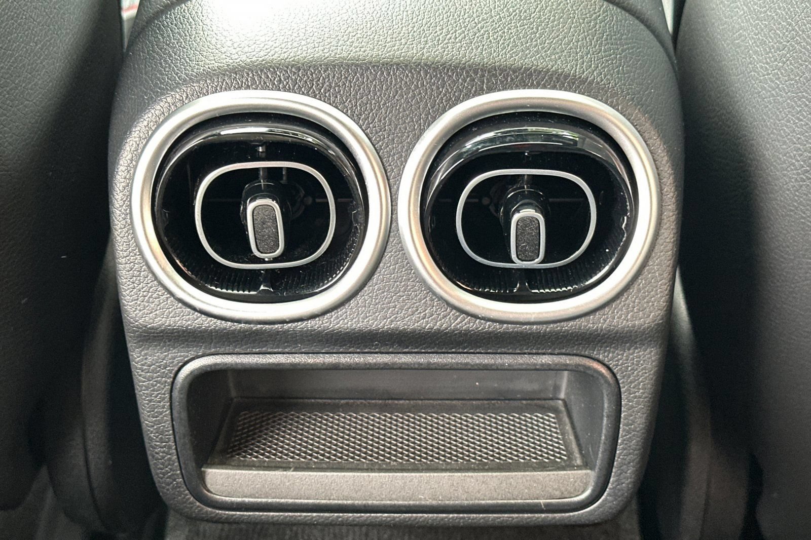 Used 2022 Mercedes-Benz C 300 Sedan image 18