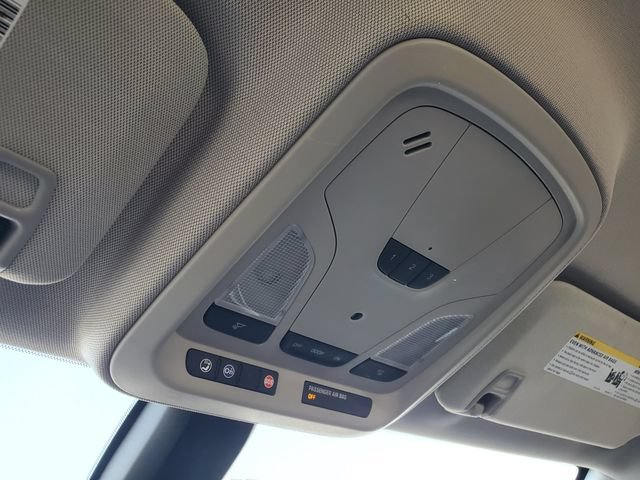 Used 2018 Chevrolet Impala Premier FWD image 35