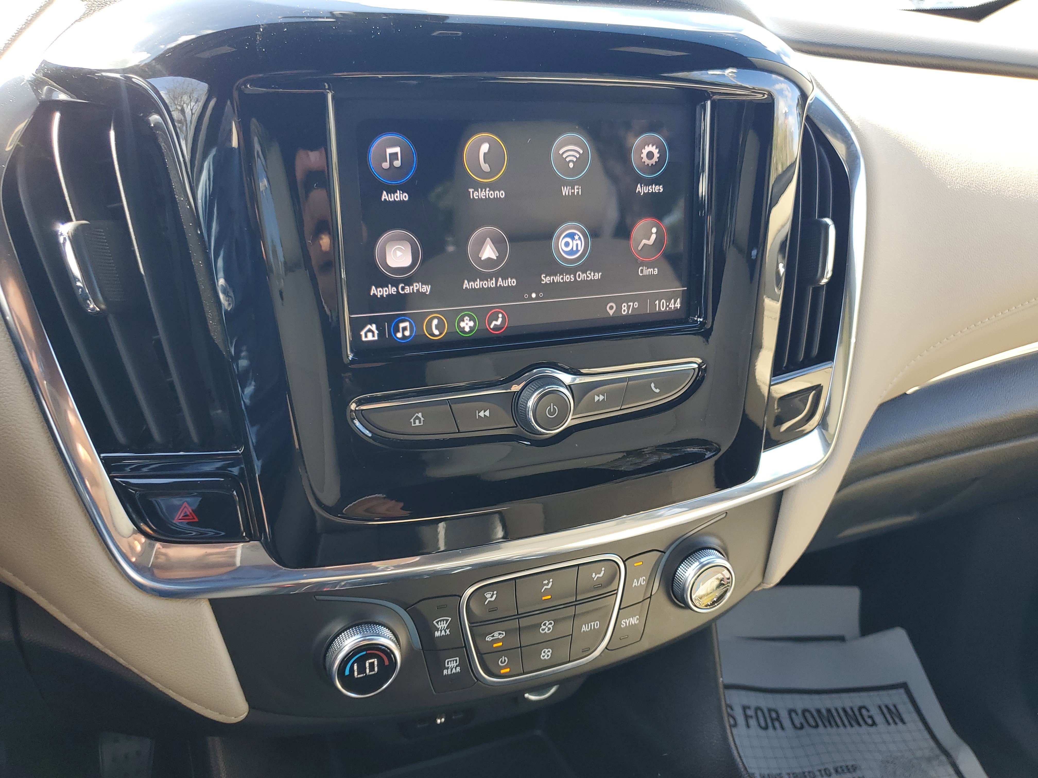 Used 2023 Chevrolet Traverse LS image 15