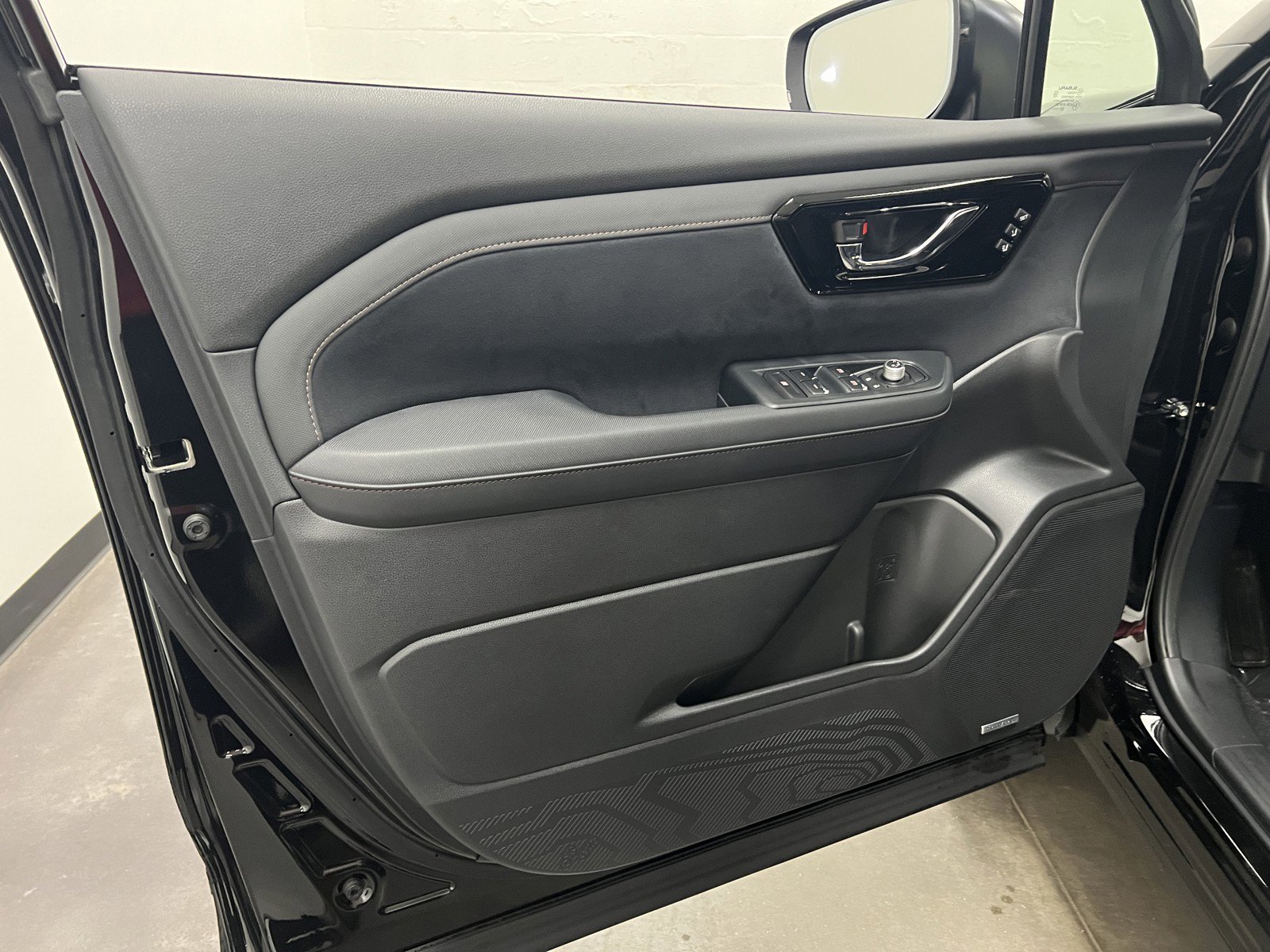 New 2025 Subaru Forester Touring image 26