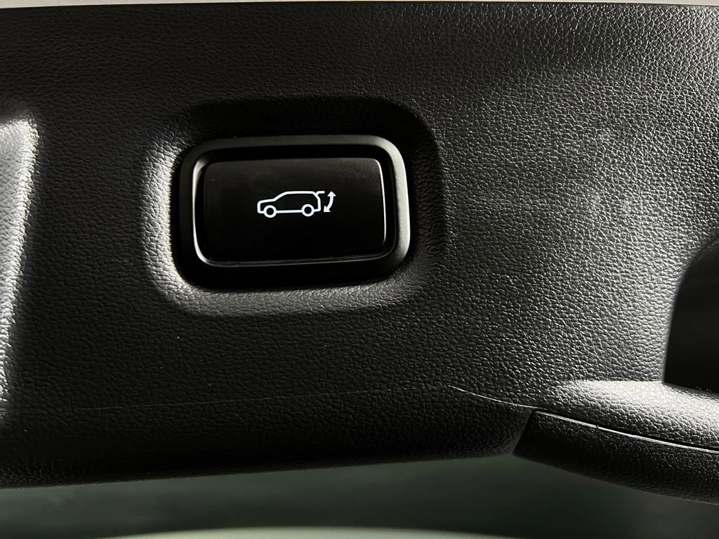 Used 2023 Hyundai Ioniq 5 Limited image 32