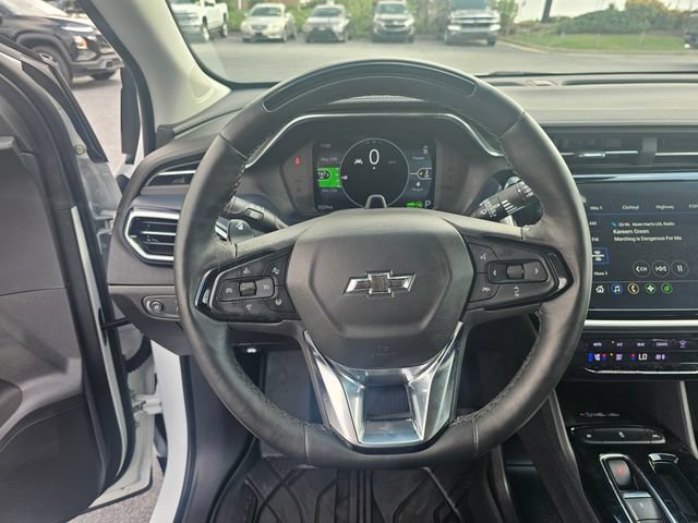 Used 2023 Chevrolet Bolt EUV Premier w/ Super Cruise Package FWD image 25