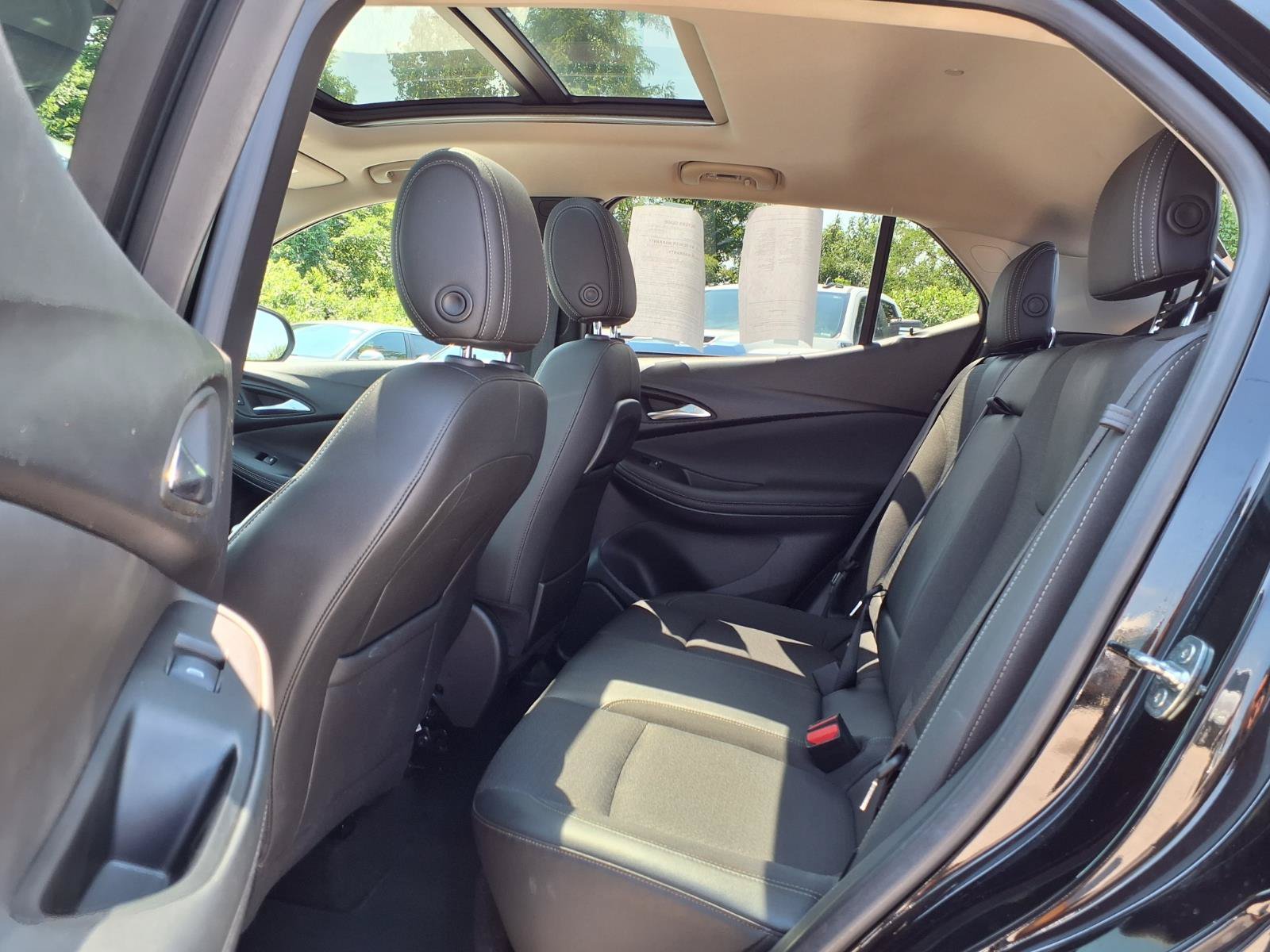 Used 2023 Buick Encore GX Select w/ Experience Buick Package FWD image 27