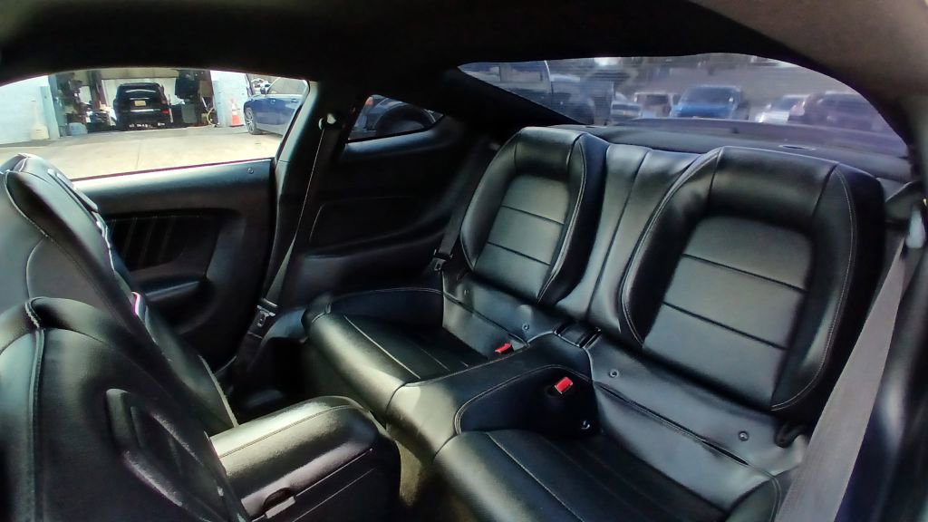 Used 2016 Ford Mustang GT Premium image 16