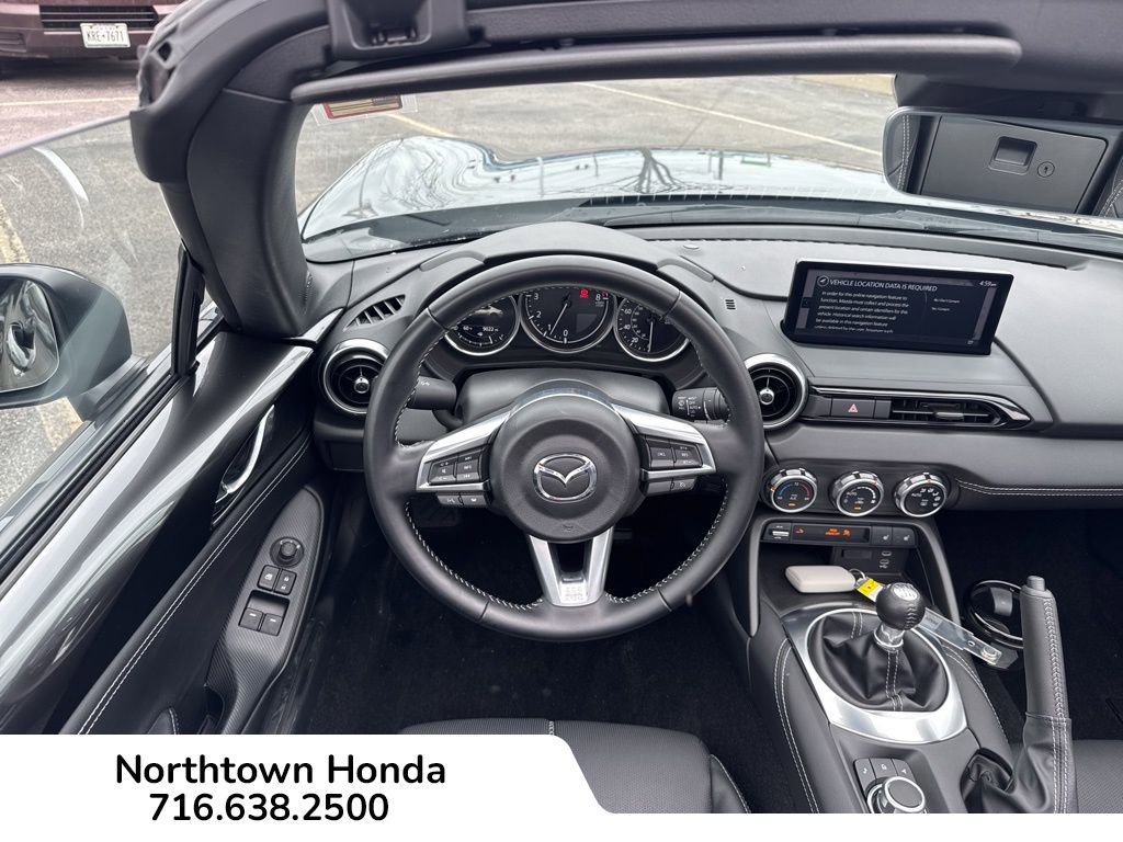 Used 2024 MAZDA MX-5 Miata RF Grand Touring w/ Weather Package RWD image 18