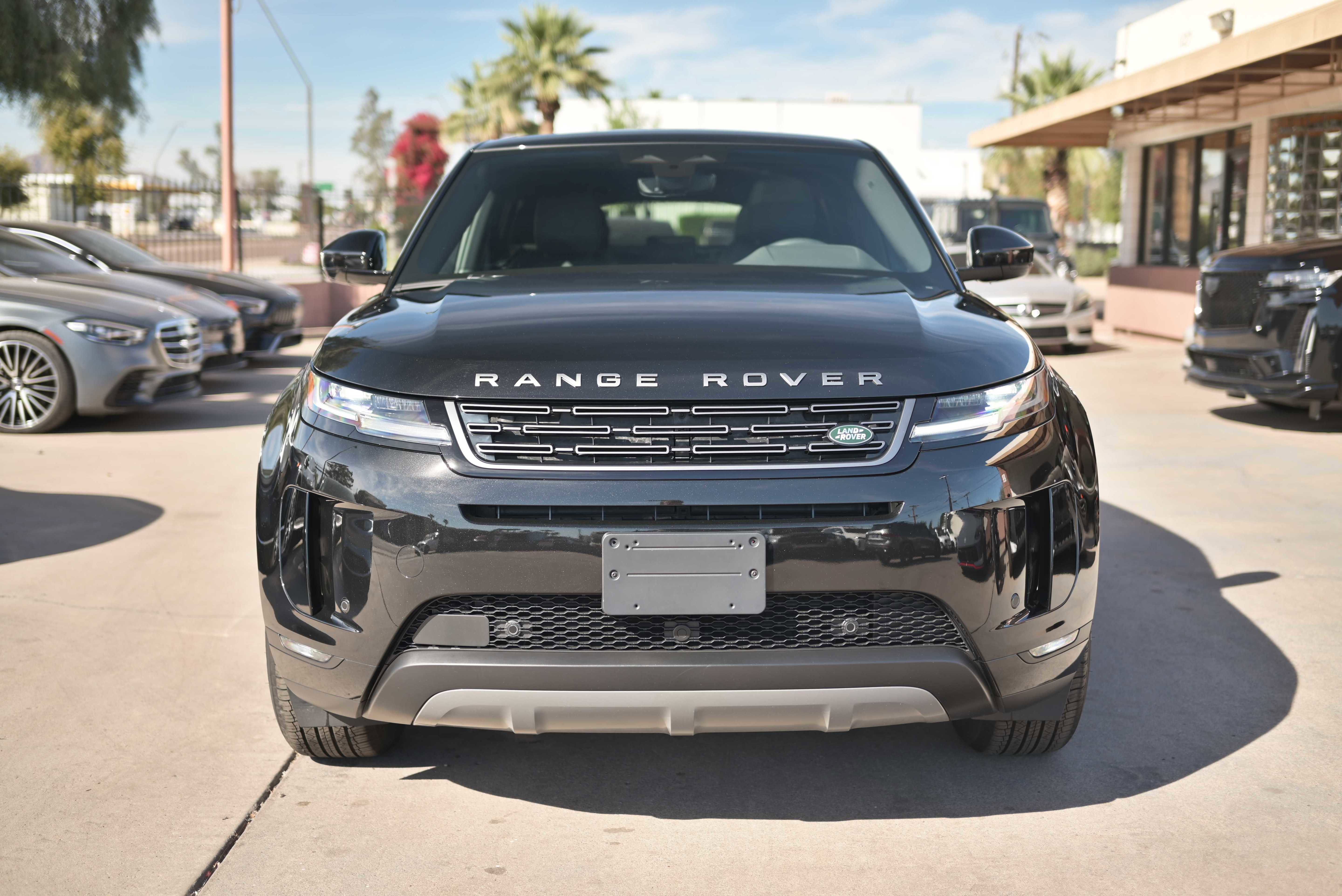 Used 2026 Land Rover Range Rover Evoque S image 2