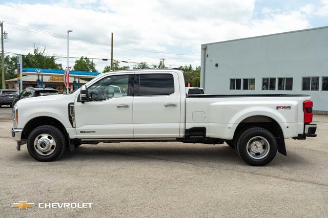 Used 2023 Ford F350 Lariat w/ Lariat Ultimate Package AWD/4WD image 10
