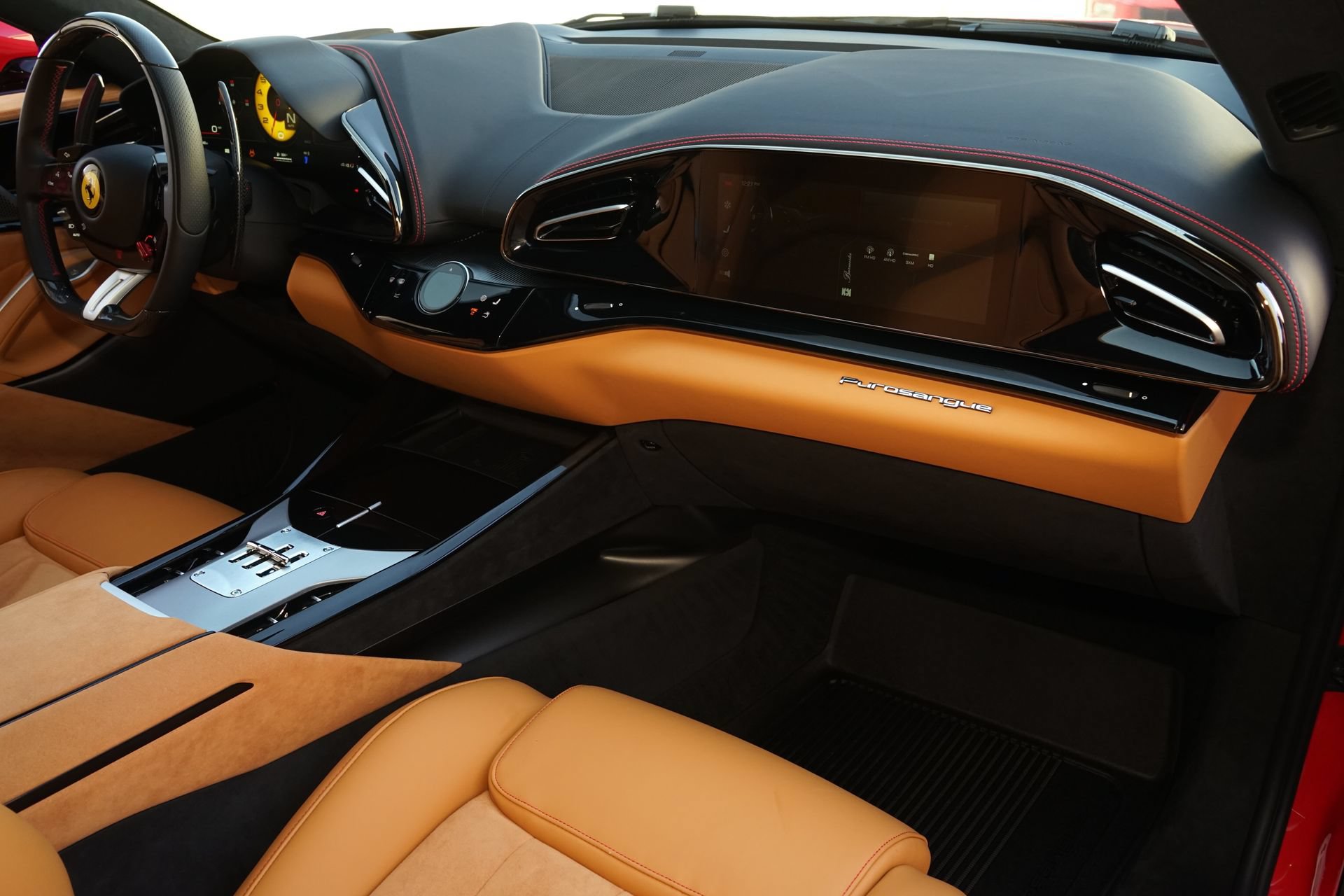 Used 2025 Ferrari Purosangue AWD/4WD image 11