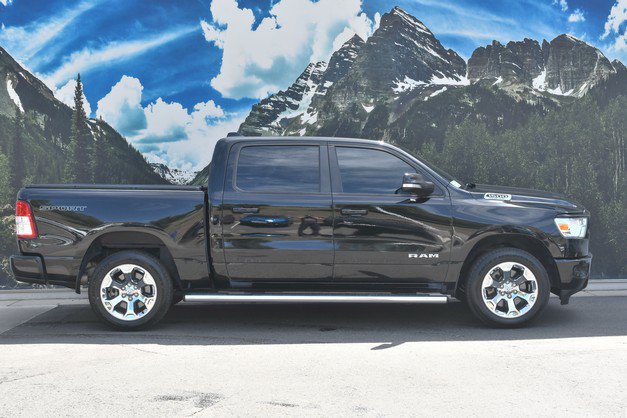 Used 2020 RAM 1500 Big Horn AWD/4WD image 2