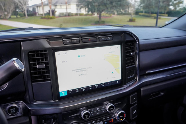 Used 2023 Ford F450 Lariat w/ FX4 Off-Road Package image 44