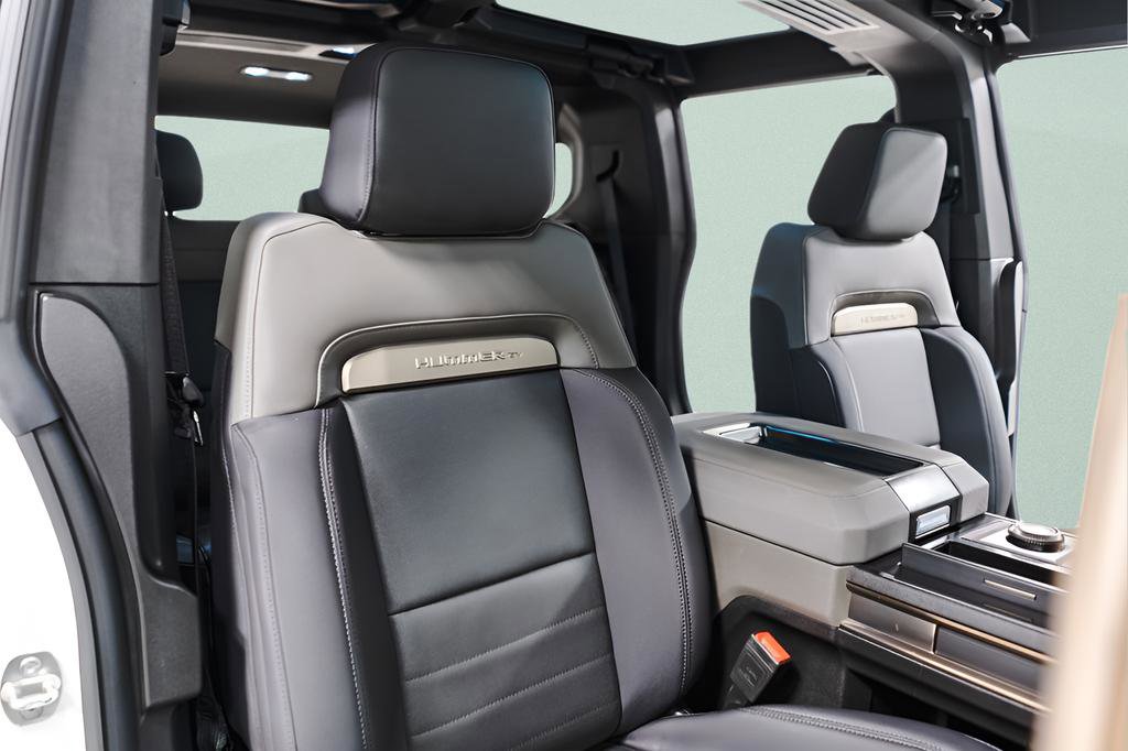 Used 2024 GMC Hummer EV 3X image 40