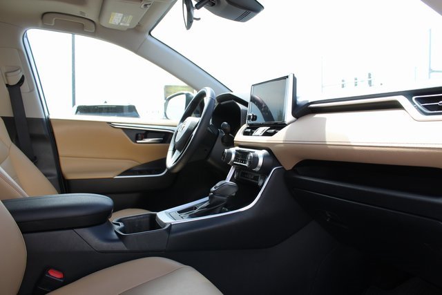 Used 2023 Toyota RAV4 XLE Premium FWD image 21