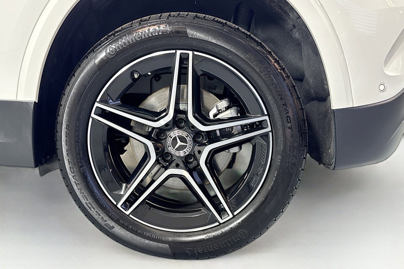 Certified 2025 Mercedes-Benz GLA 250 4MATIC image 30