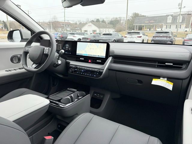 Used 2025 Hyundai Ioniq 5 SEL image 22