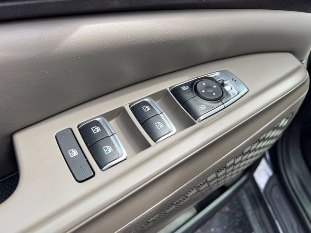 Certified 2025 Kia Carnival EX FWD image 34